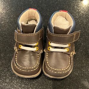 See Kai Run Owen II Brown Toddler boots, size 4